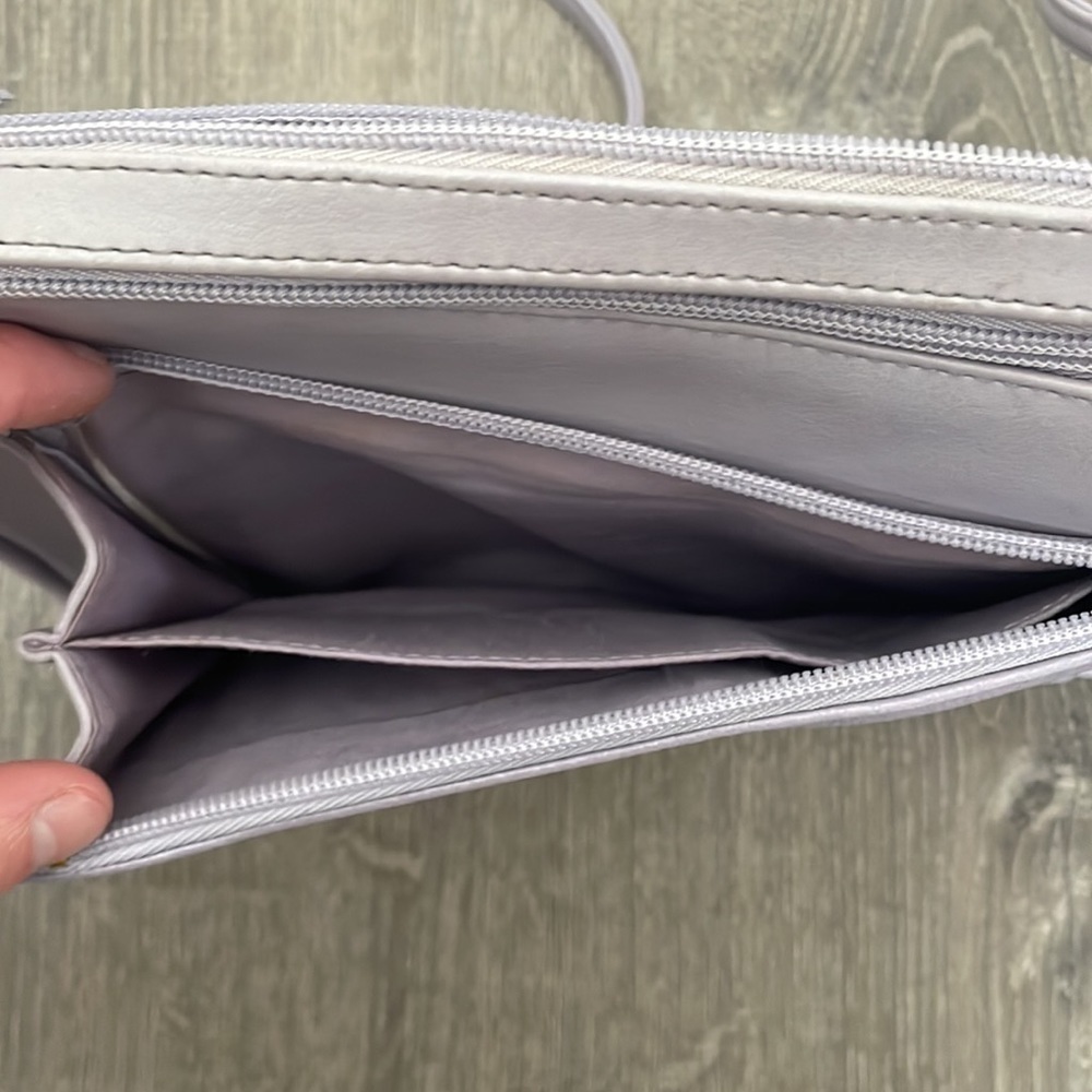 Light Purple Purse - Picture 5 of 7